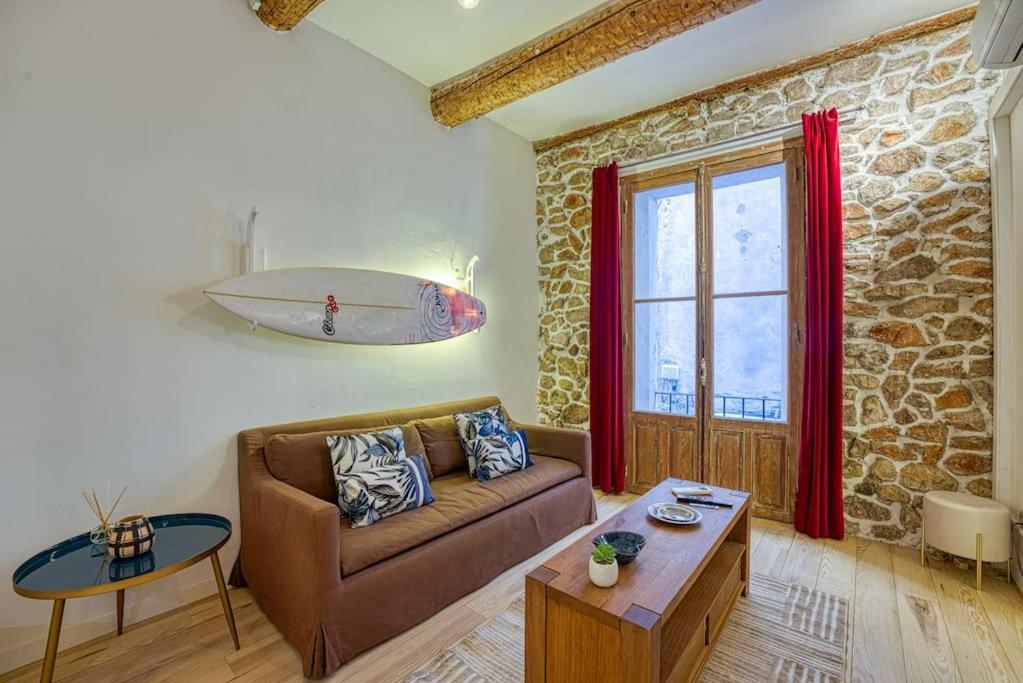New - 1 Bed Apt Central אנטיב מראה חיצוני תמונה