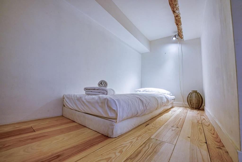 New - 1 Bed Apt Central אנטיב מראה חיצוני תמונה